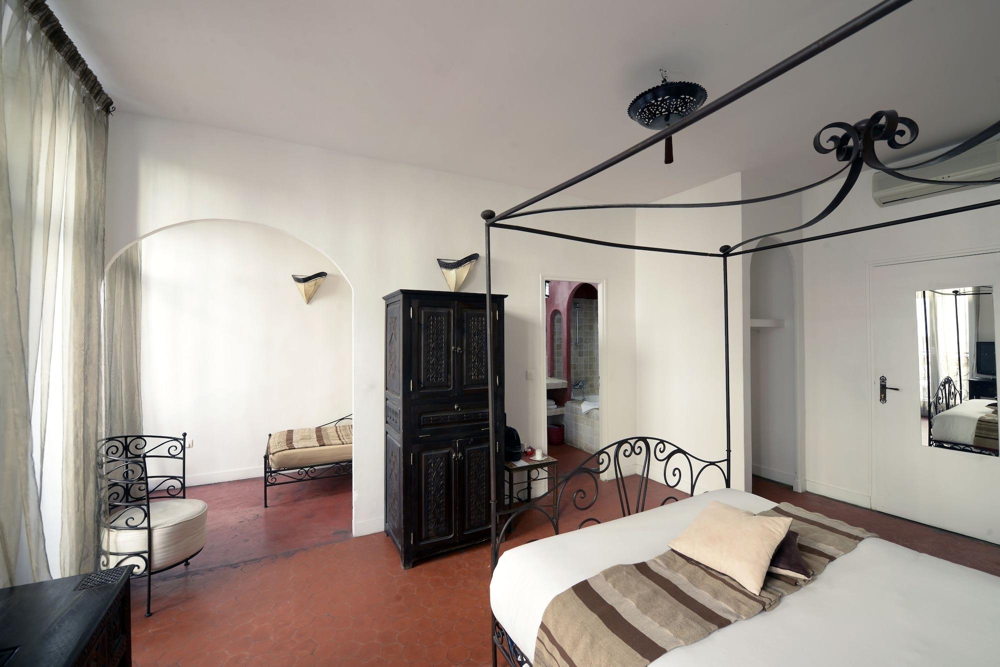 Le Ryad Boutique Hotel Марсель Экстерьер фото